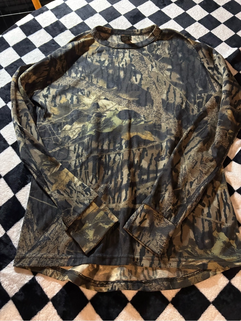 Men’s medium ll bean camo long sleeve shirt